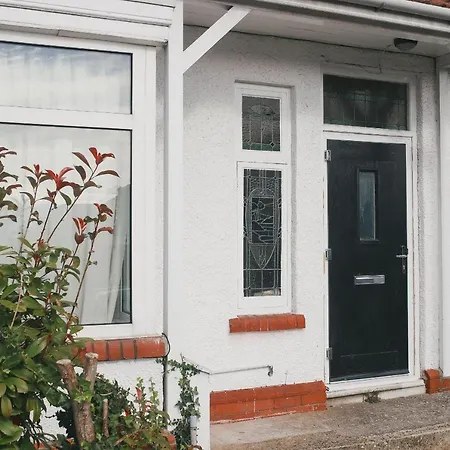 39 Court Rd * Bristol