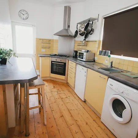 39 Court Rd Holiday home